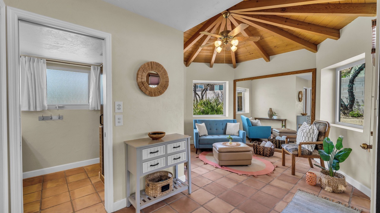 Photo of Livingroom in Bloomington