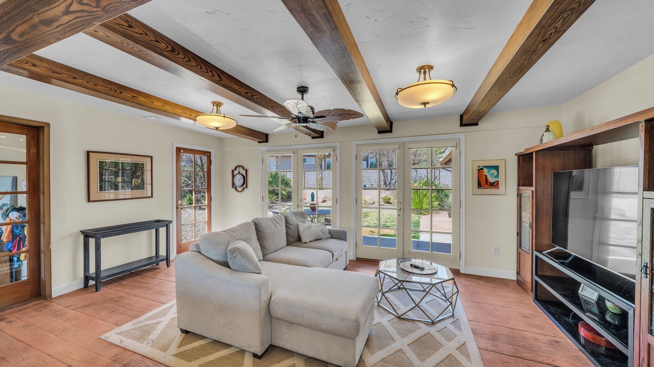 Photo of Livingroom in Bloomington