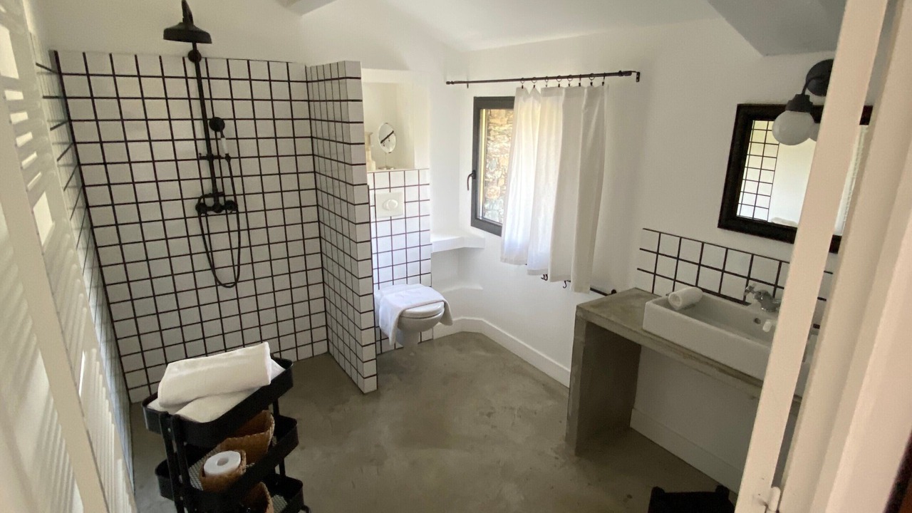 Photo of Bathroom in Murato