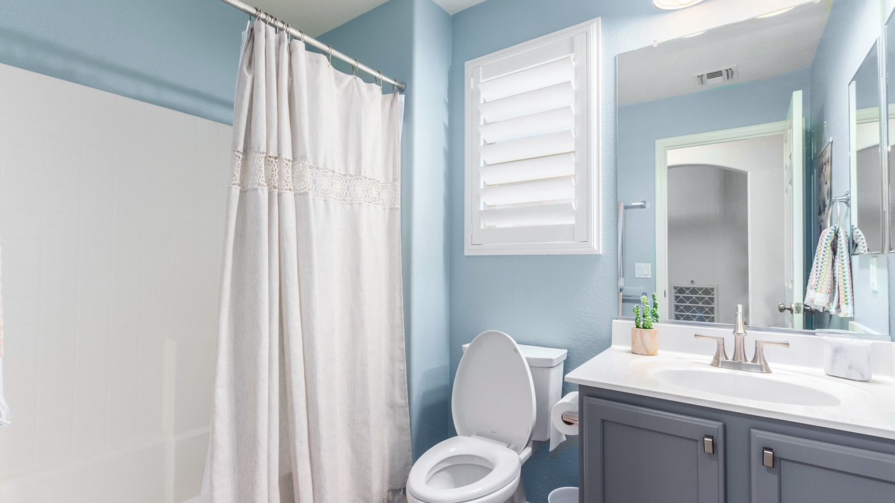 Photo of Bathroom in Springfield Lakes