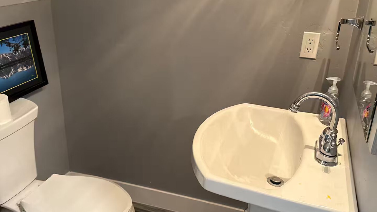 Photo of Bathroom in Alpine