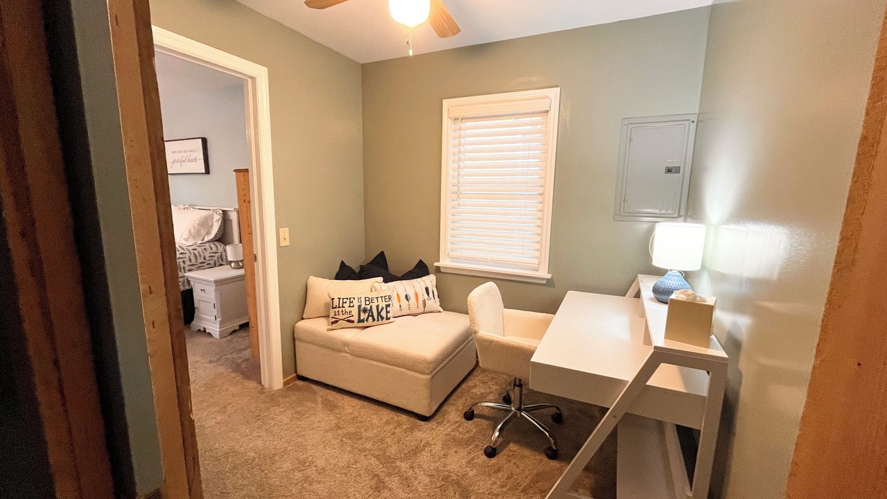 Photo of Bedroom in Foster