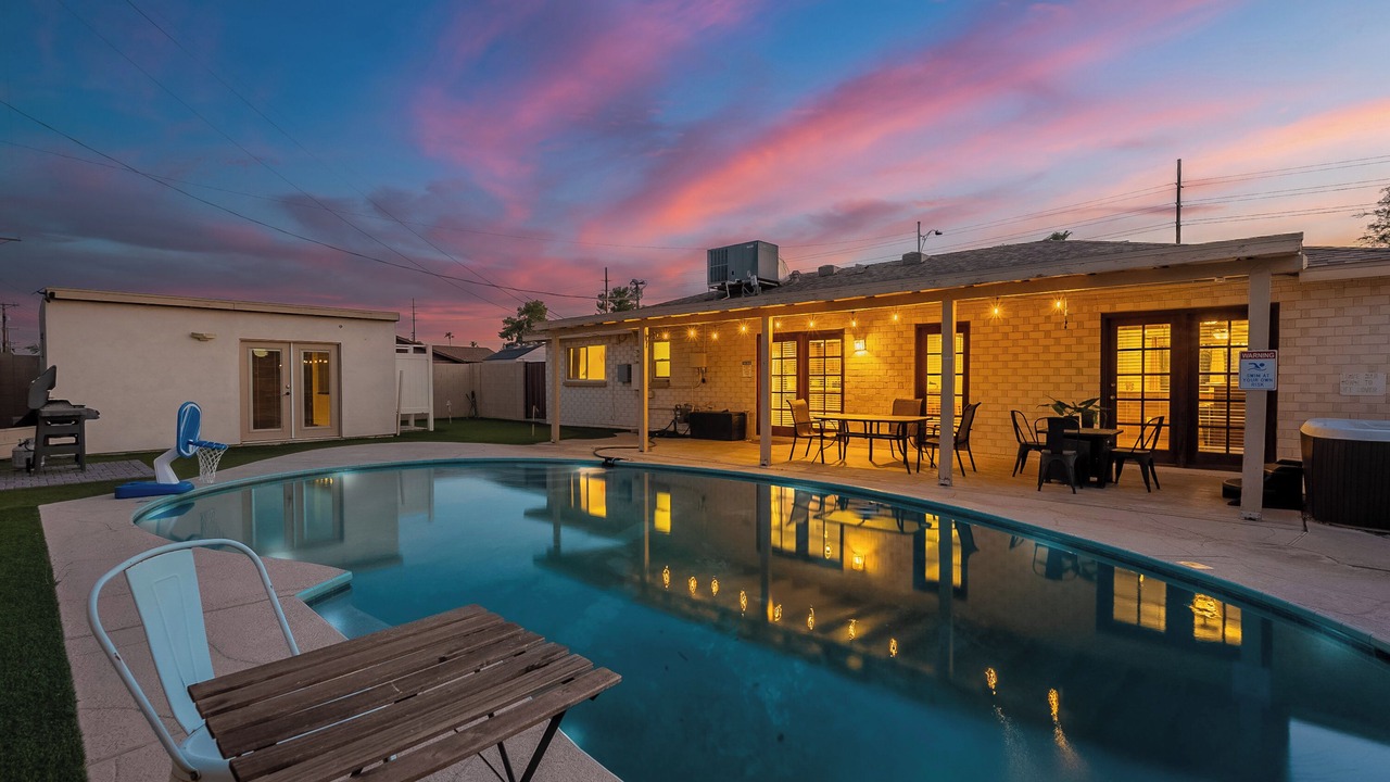 Photo of Outdoor in Scottsdale Estates Six