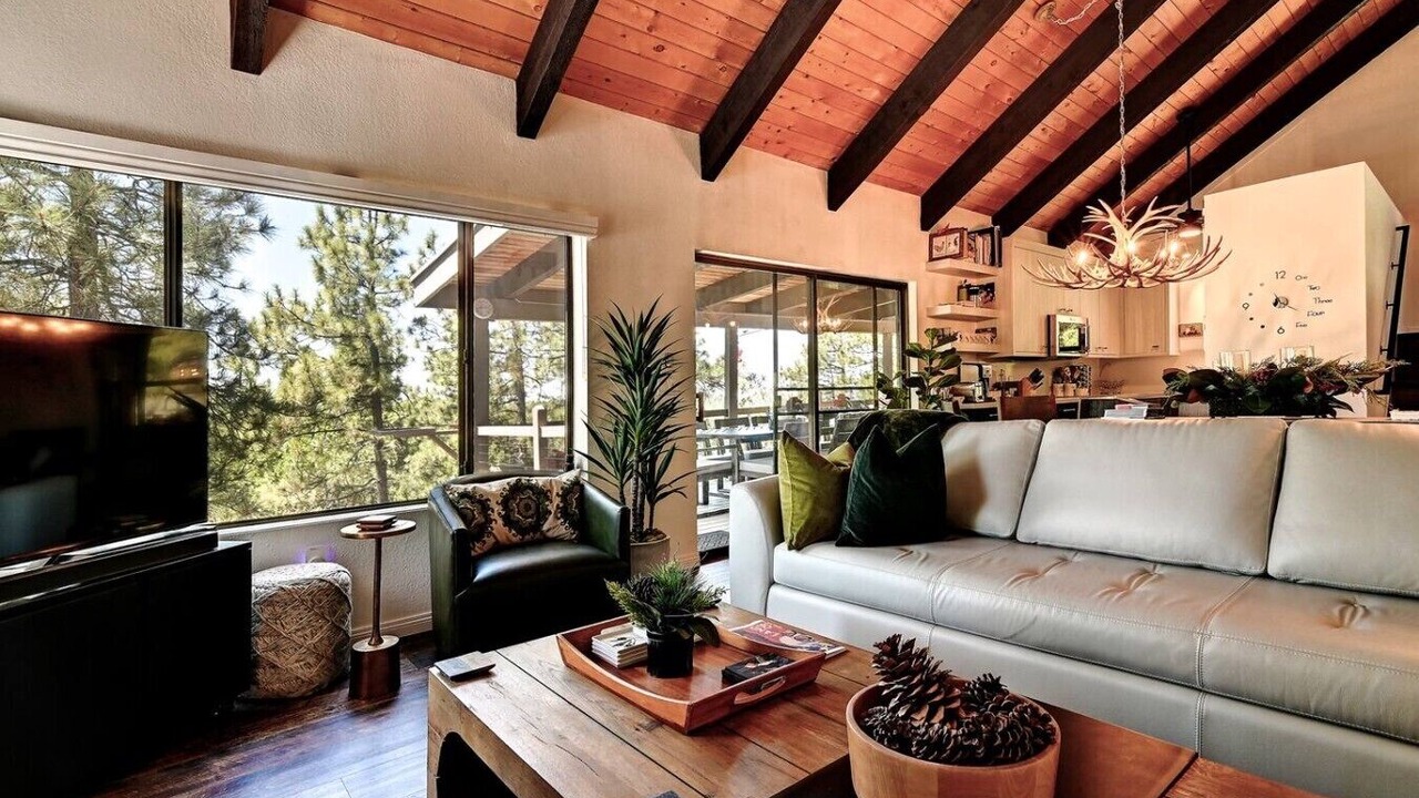 Photo of Livingroom in Munds Park