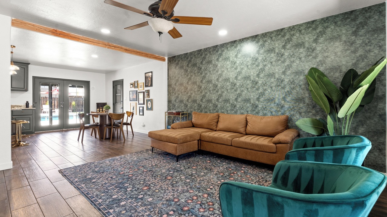 Photo of Livingroom in Glendale