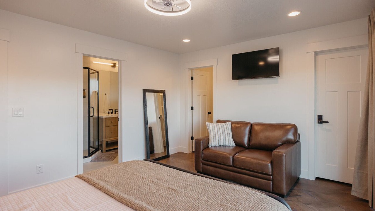 Photo of Bedroom in Helper
