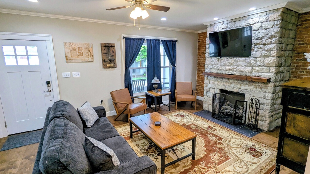 Photo of Livingroom in Augusta