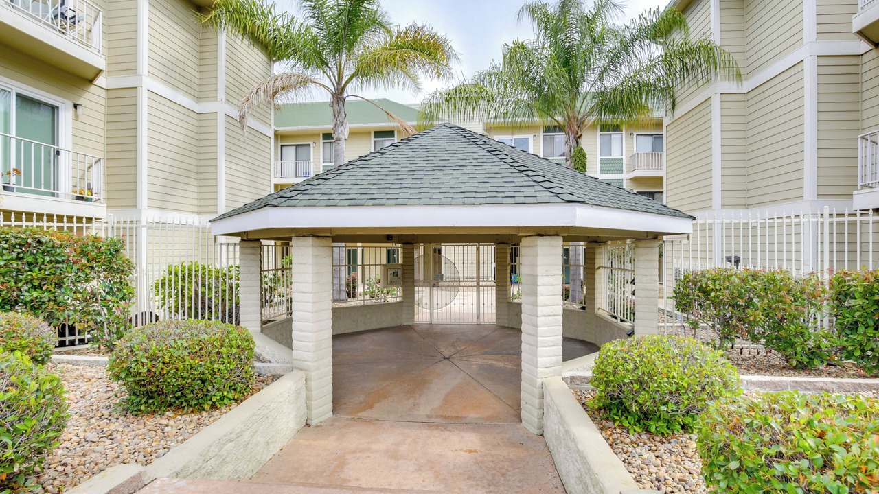 Photo of Outdoor in Golden Hill