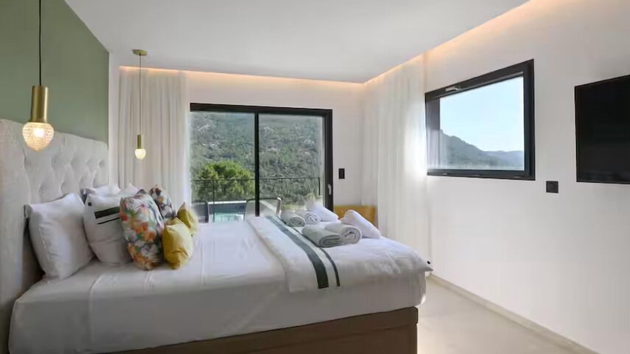 Photo of Bedroom in Zonza