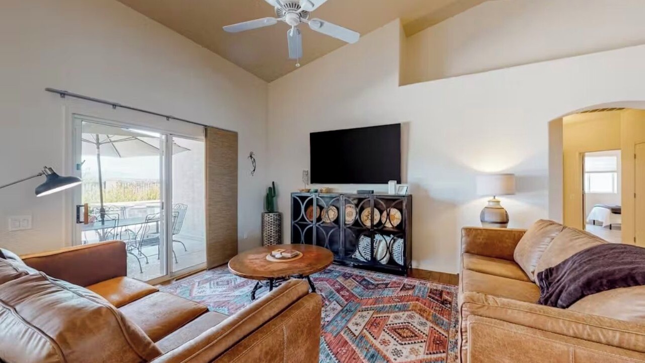 Photo of Livingroom in The Bluffs