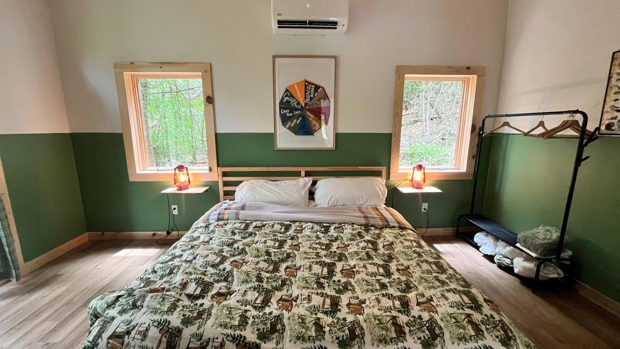 Photo of Bedroom in Campton