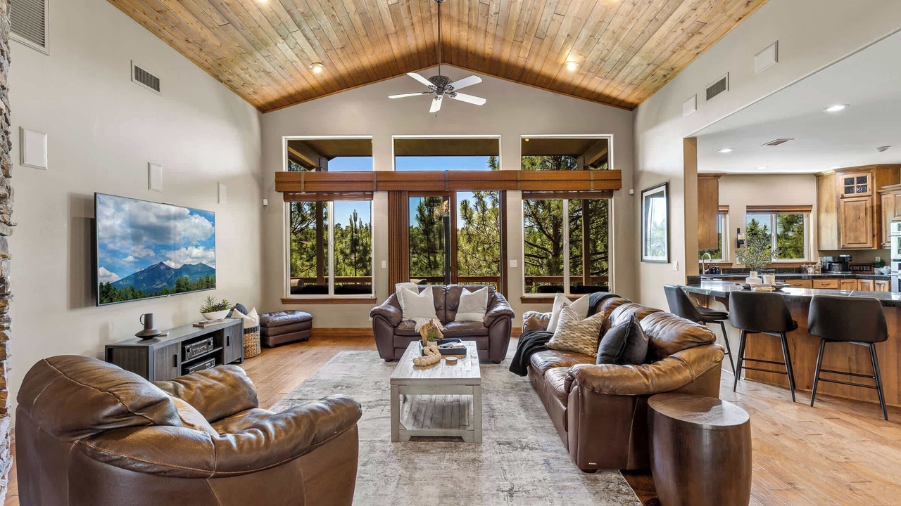 Photo of Livingroom in Flagstaff