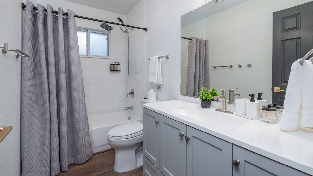 Photo of Bathroom in Mariposa