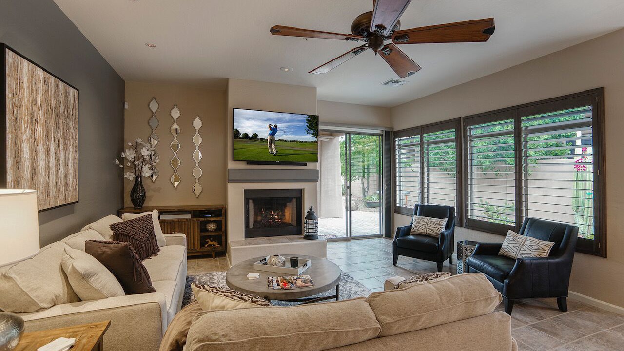 Photo of Livingroom in Talon Retreat