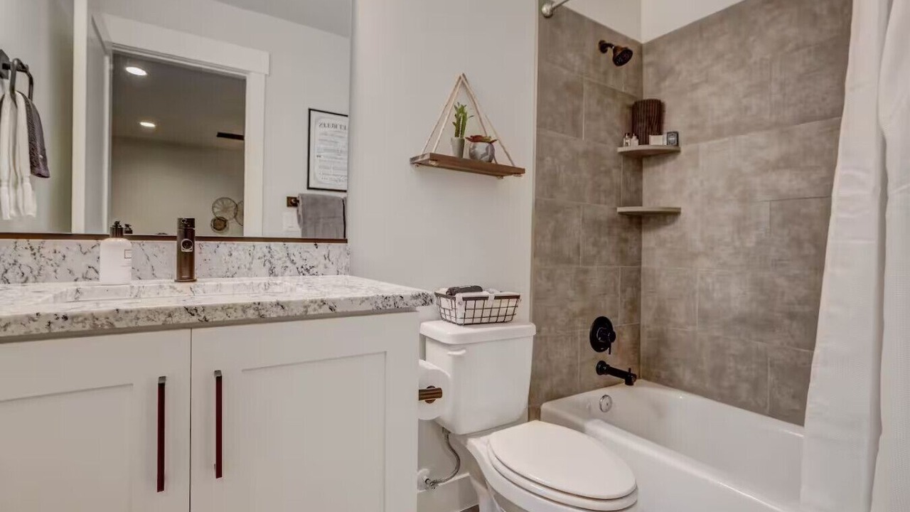 Photo of Bathroom in Washington