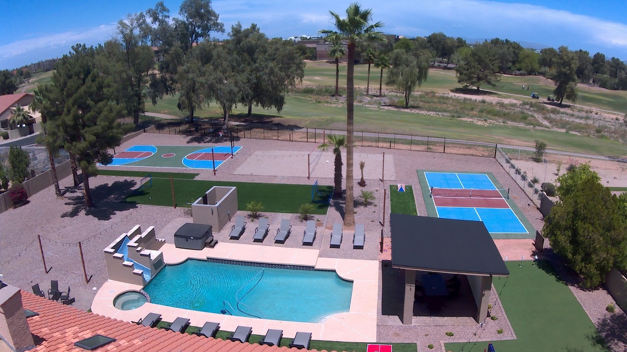 Photo of Others in Paradise Valley Village