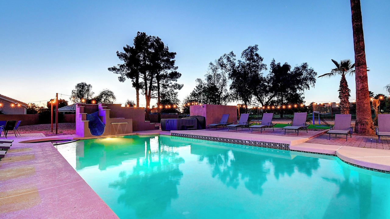Photo of Outdoor in Paradise Valley Village