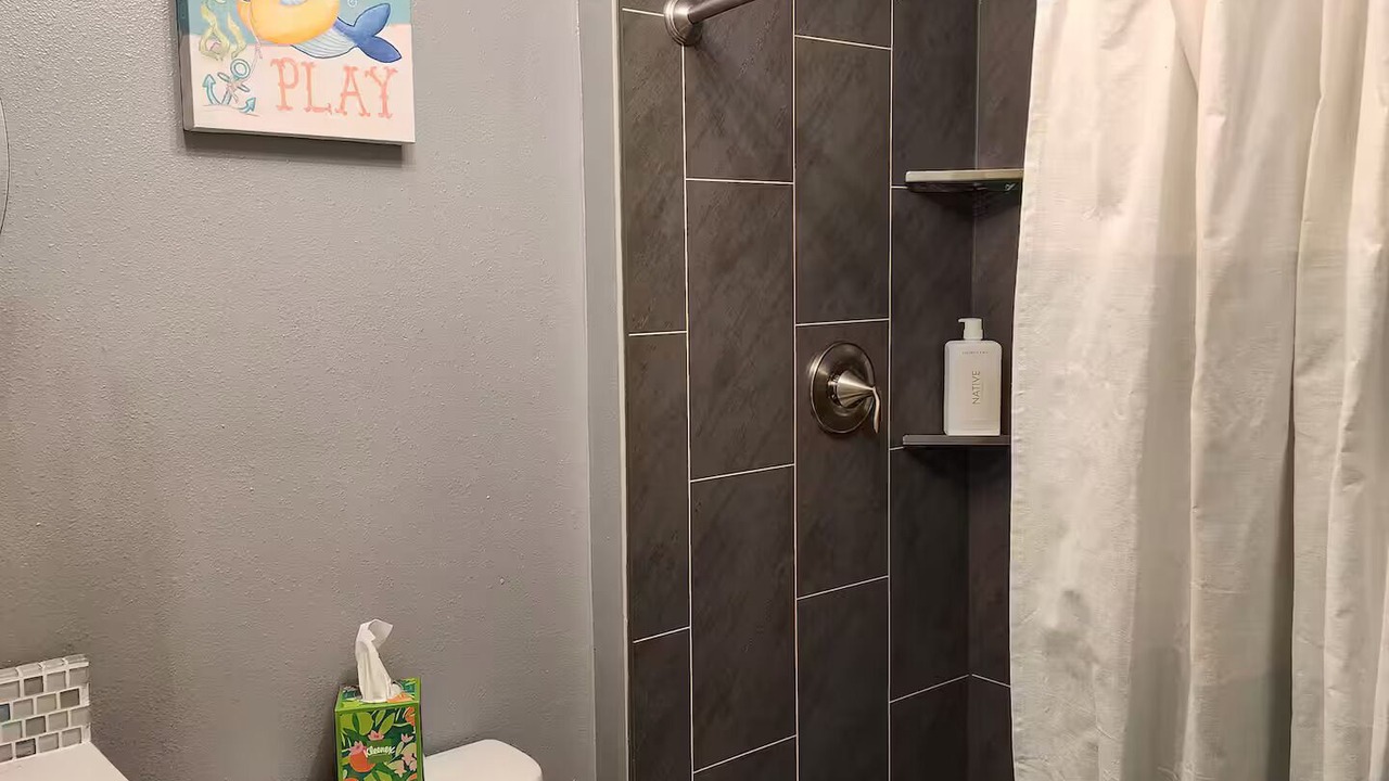 Photo of Bathroom in Tumtum