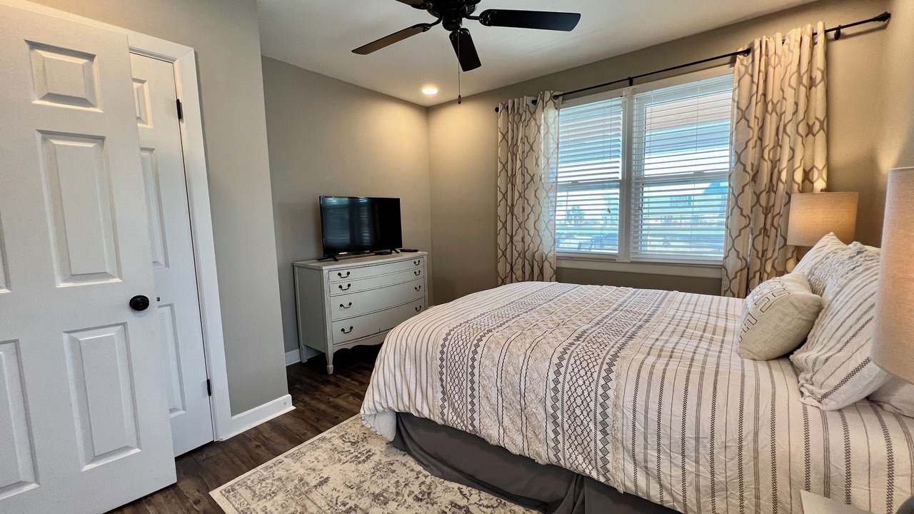 Photo of Bedroom in Edisto Island