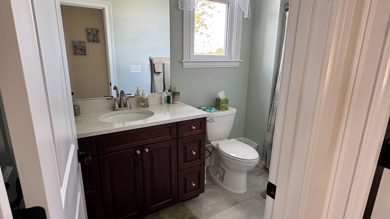 Photo of Bathroom in De Mossville