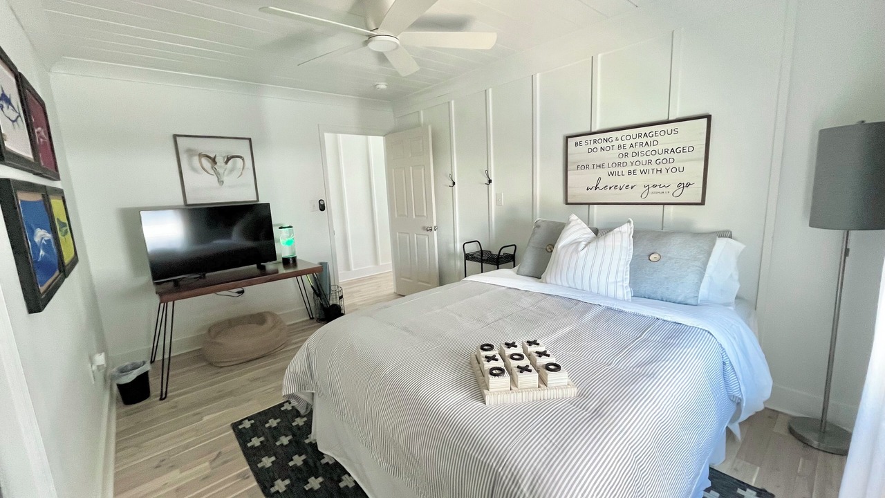 Photo of Bedroom in Newport