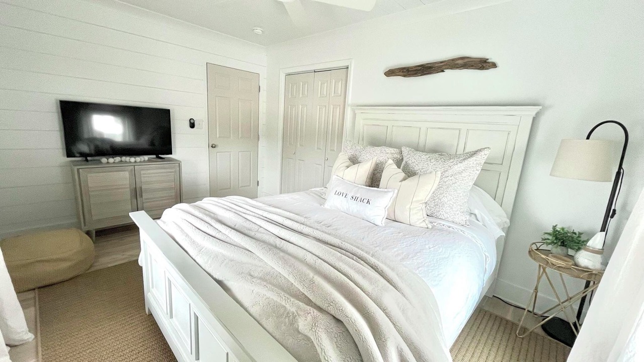 Photo of Bedroom in Newport