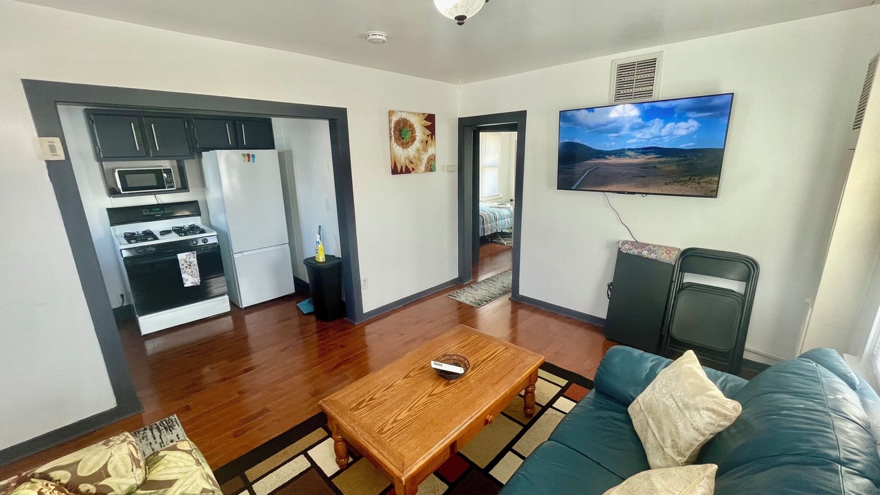 Photo of Livingroom in Bayview