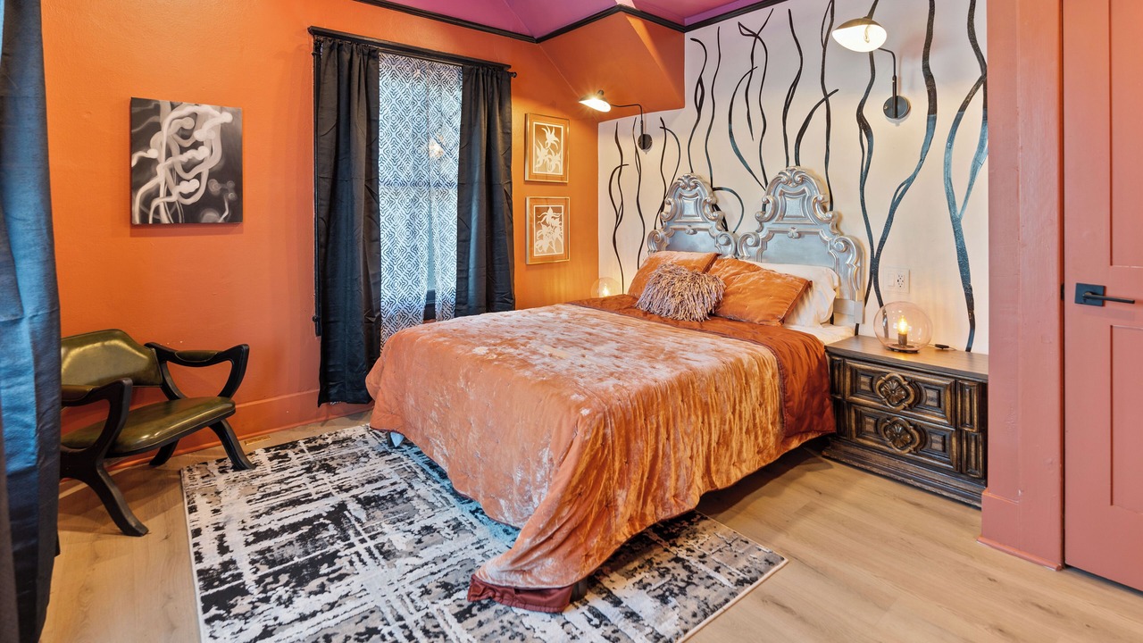 Photo of Bedroom in Governmental Mall