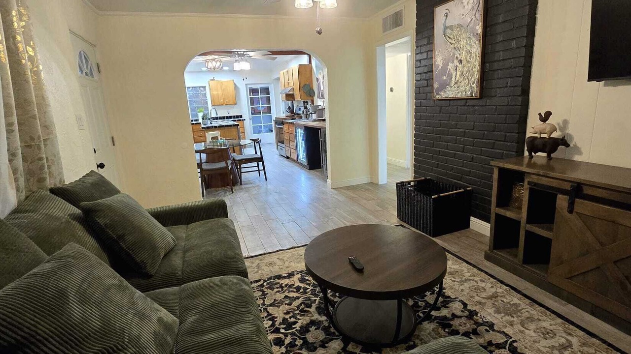 Photo of Livingroom in Alhambra