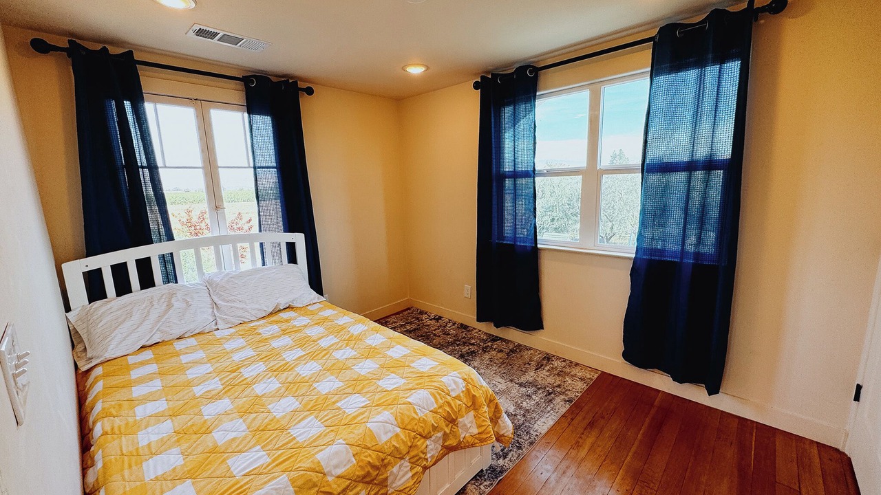 Photo of Bedroom in Reedley
