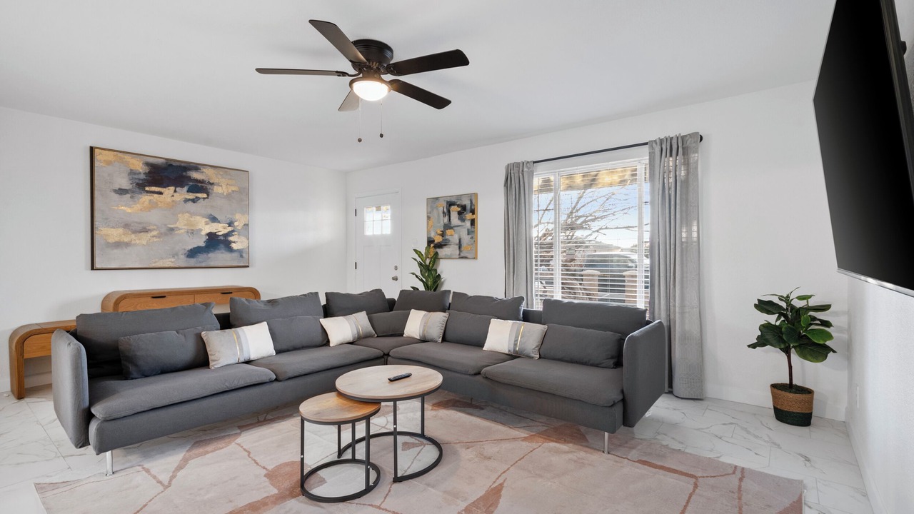 Photo of Livingroom in Maryvale