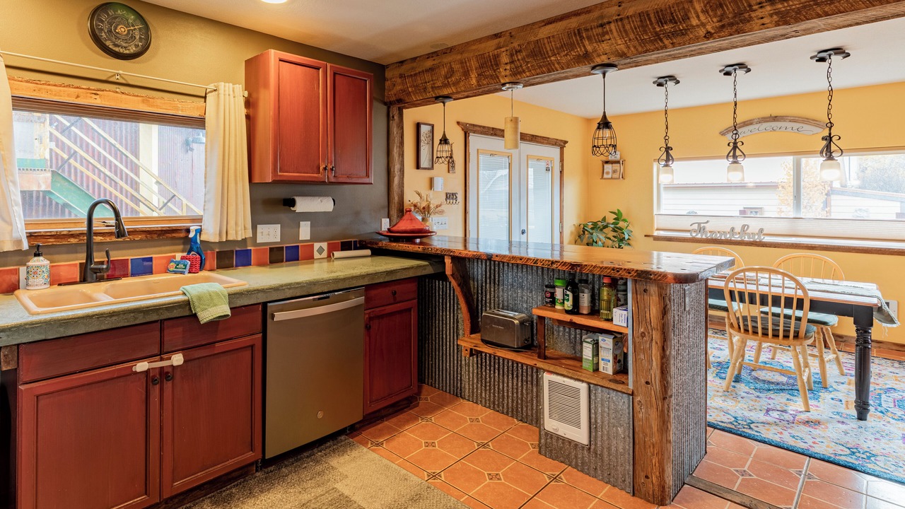 Photo of Kitchen in Riverfront