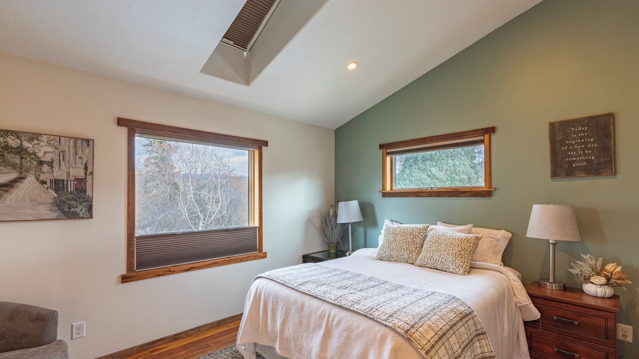 Photo of Bedroom in Riverfront