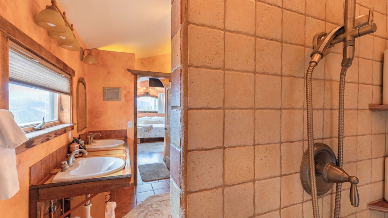 Photo of Bathroom in Riverfront