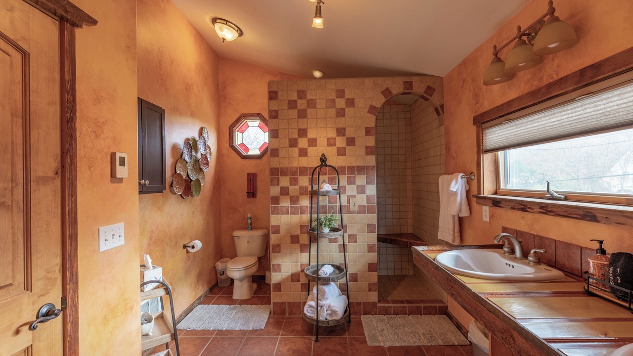 Photo of Bathroom in Riverfront