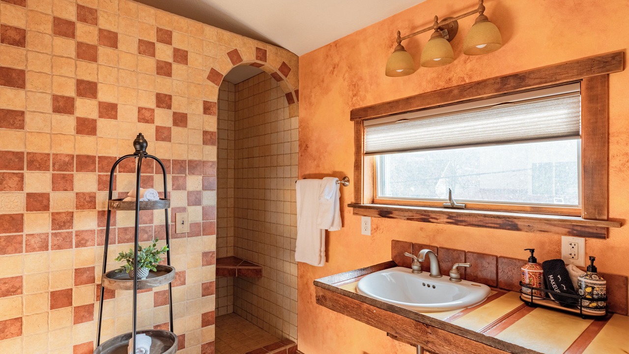 Photo of Bathroom in Riverfront