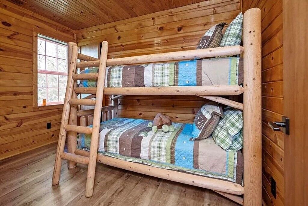 Photo of Bedroom in Campton