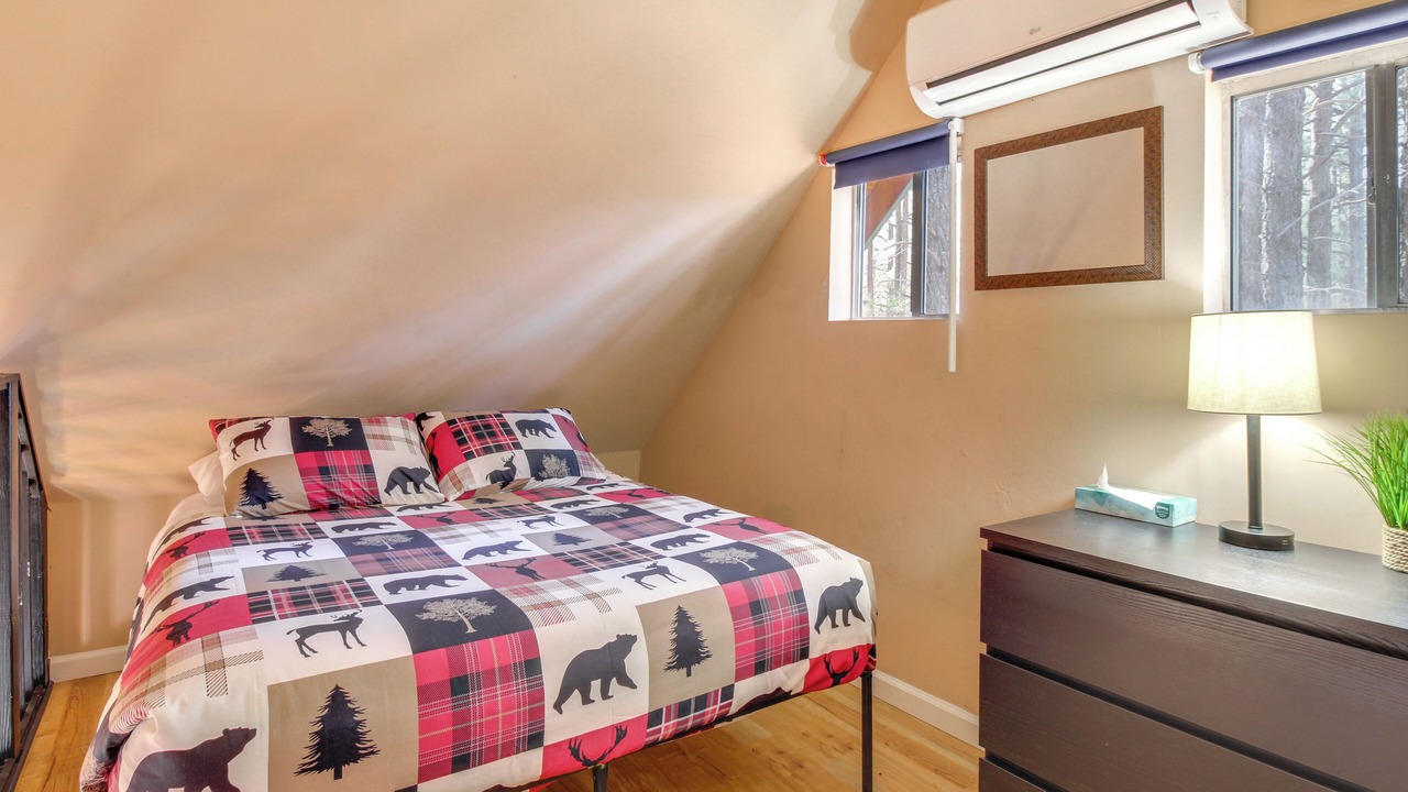 Photo of Bedroom in Pinetop