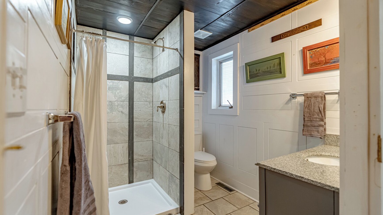 Photo of Bathroom in Elizabethtown