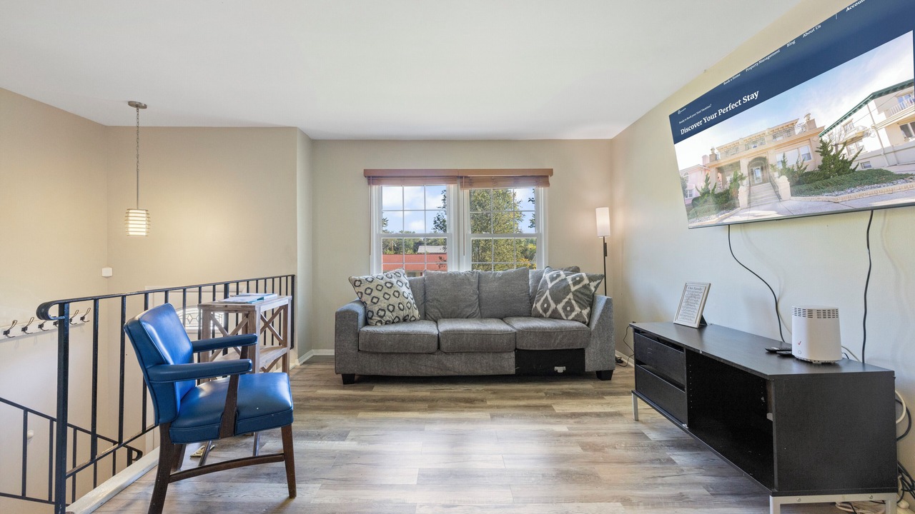 Photo of Livingroom in St. Charles