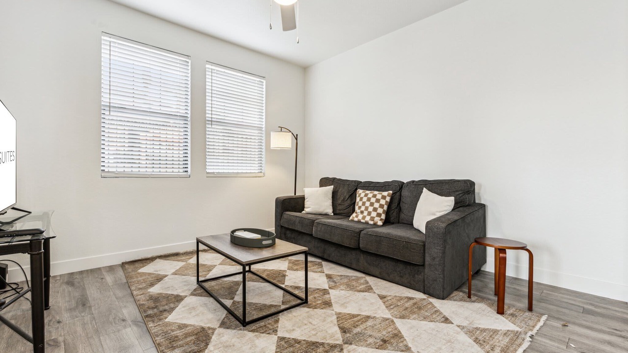 Photo of Livingroom in Glendale Sports and Entertainment District