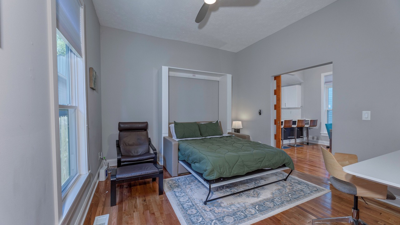 Photo of Bedroom in Near Eastside