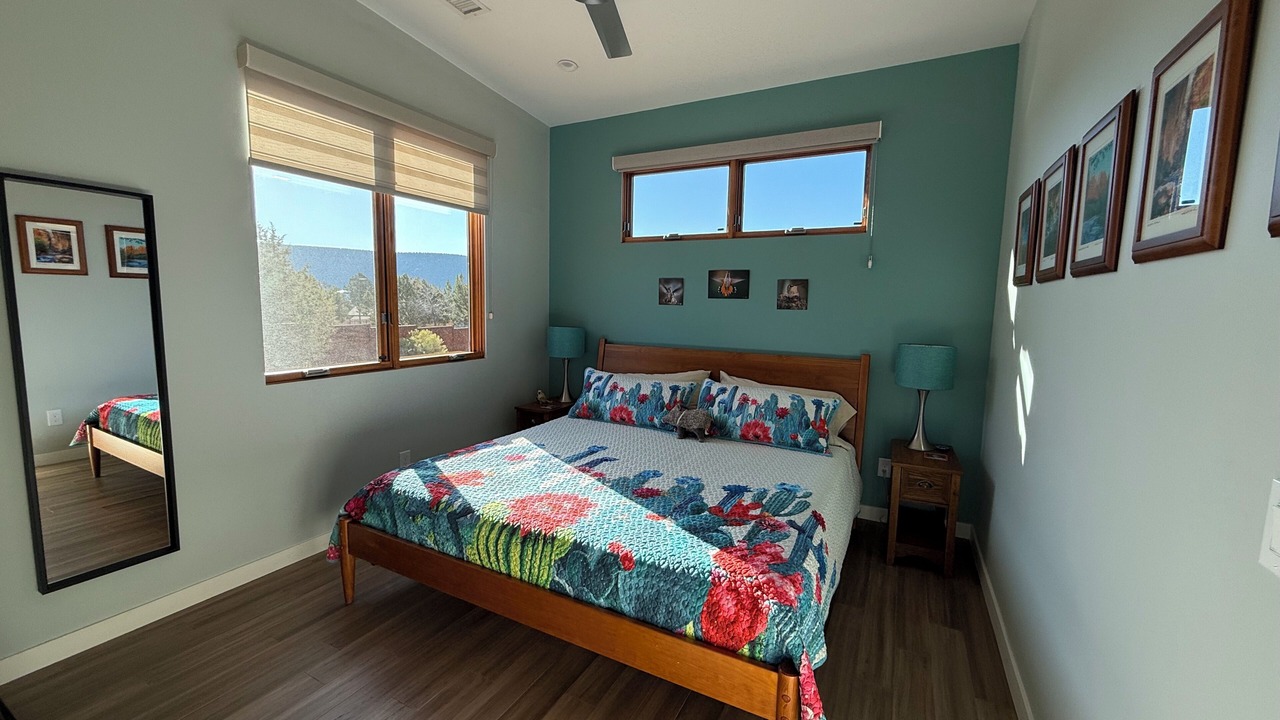 Photo of Bedroom in Oak Creek