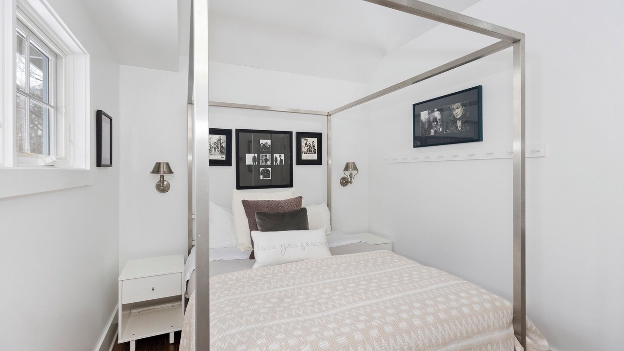 Photo of Bedroom in Michiana