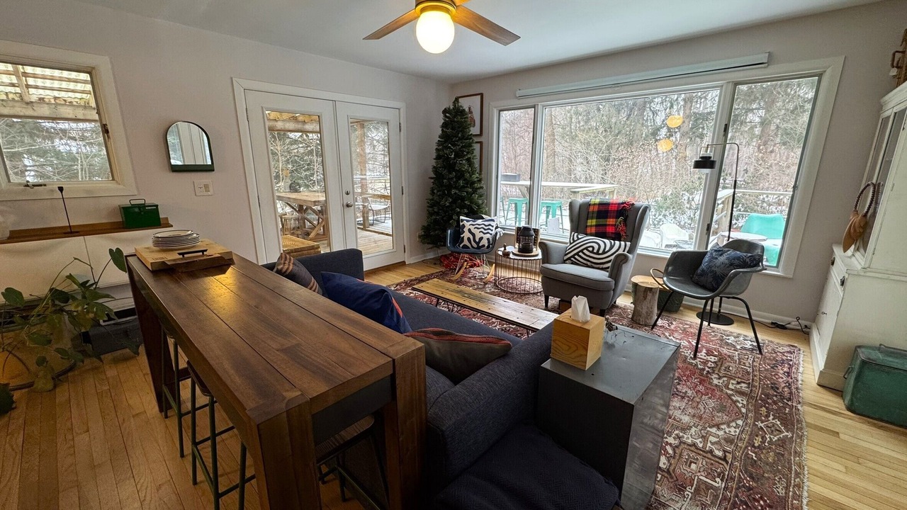 Photo of Livingroom in Harbert