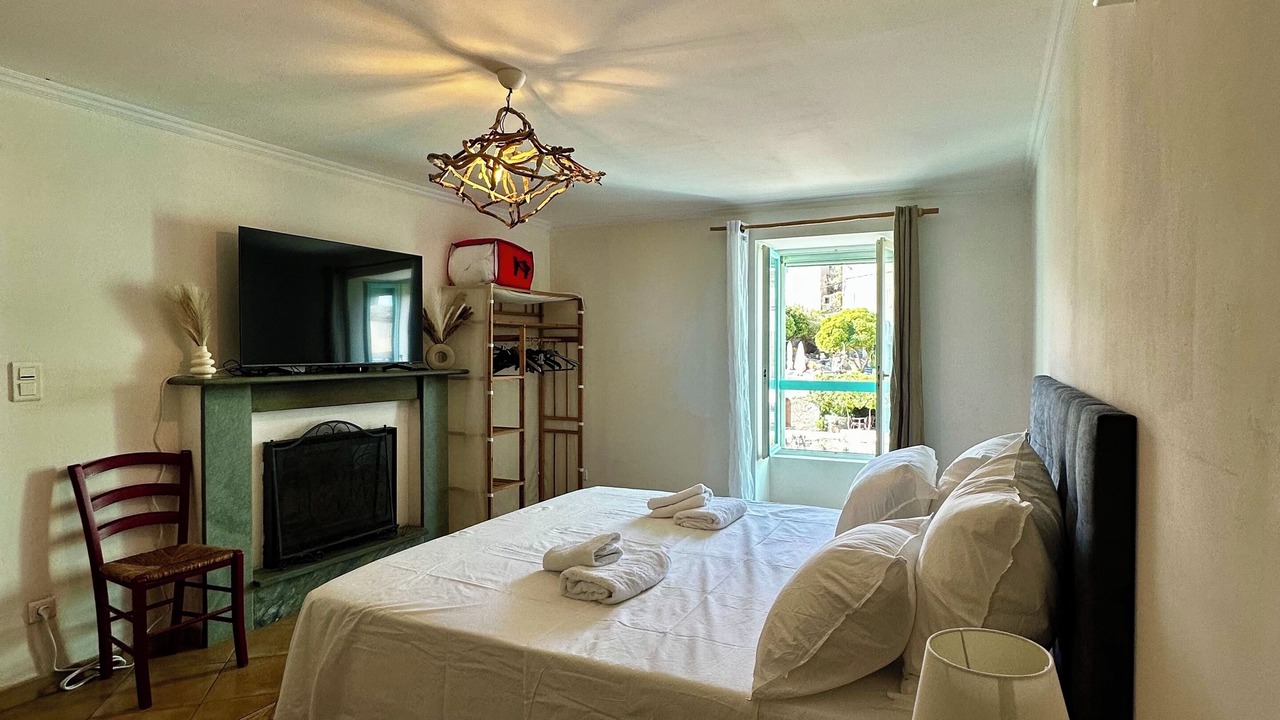 Photo of Bedroom in Centuri