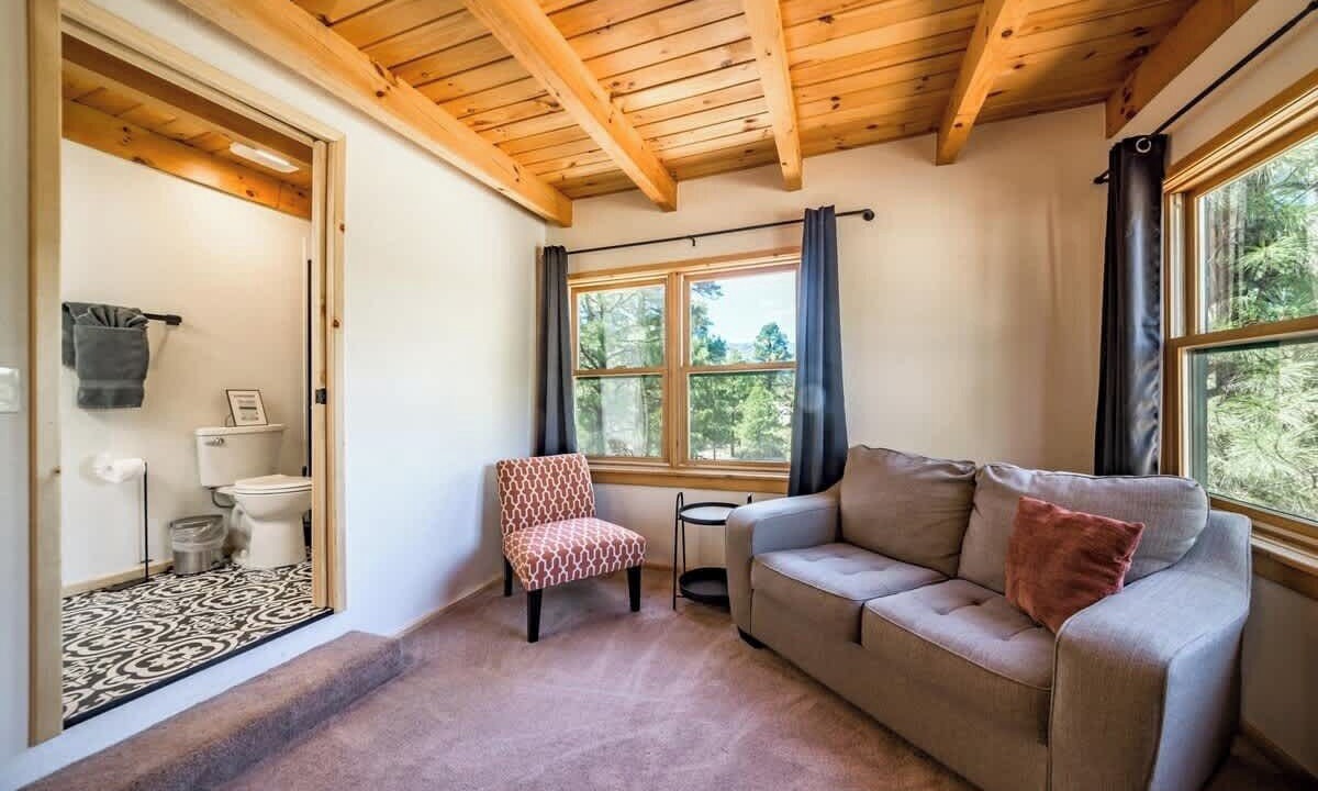 Photo of Livingroom in Flagstaff