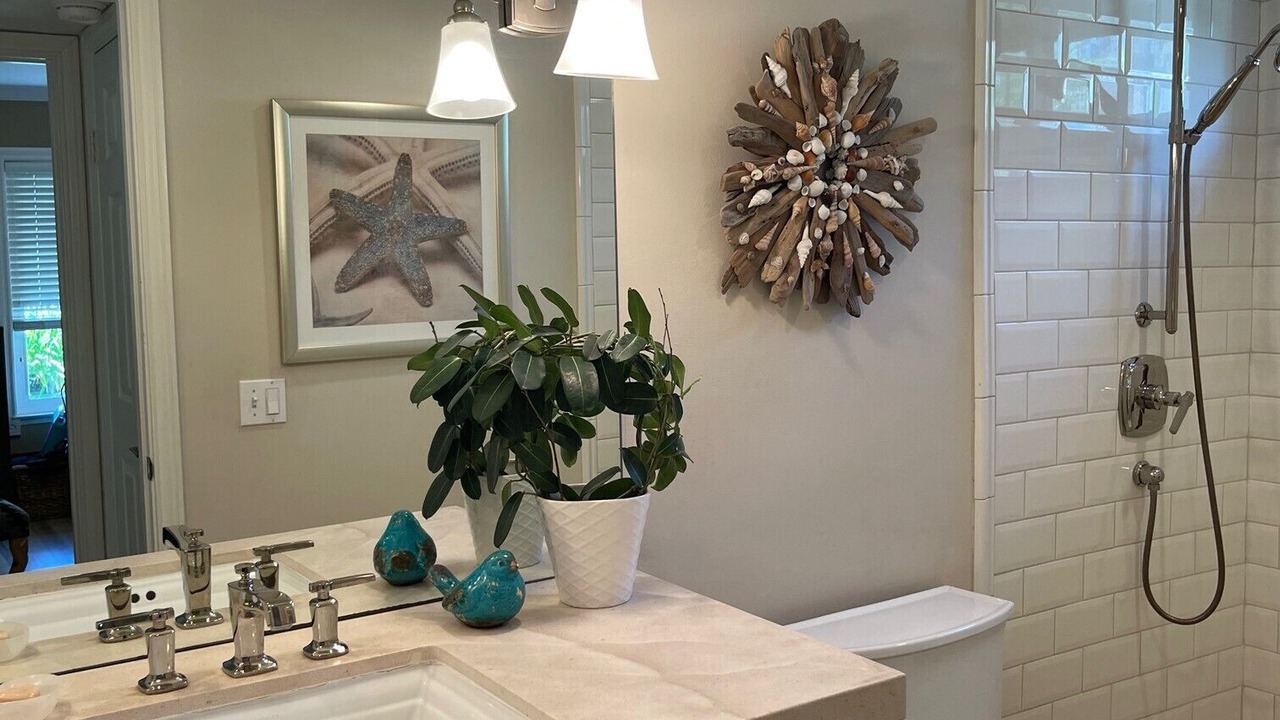 Photo of Bathroom in Solana Beach