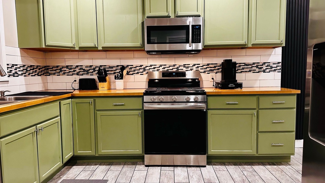 Photo of Kitchen in Mapleton/Fall Creek