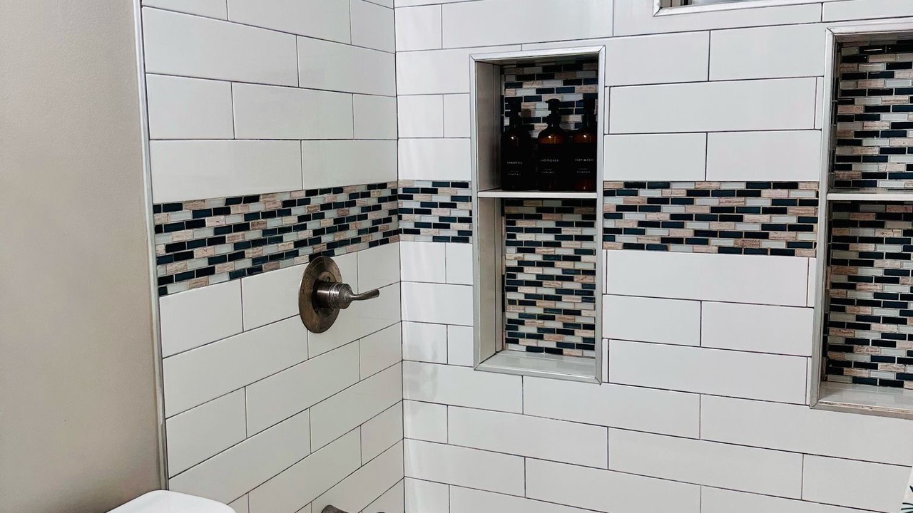 Photo of Bathroom in Mapleton/Fall Creek